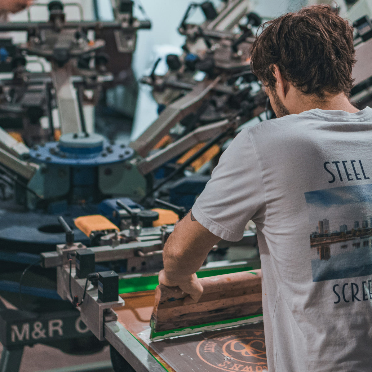 Screen printing press